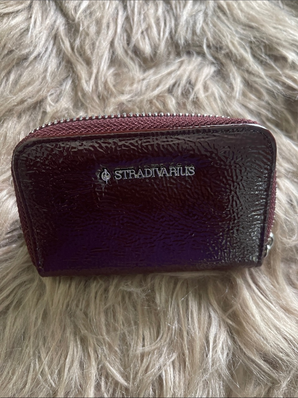 Stradivarius Burgundy Patent Zip Card Wallet